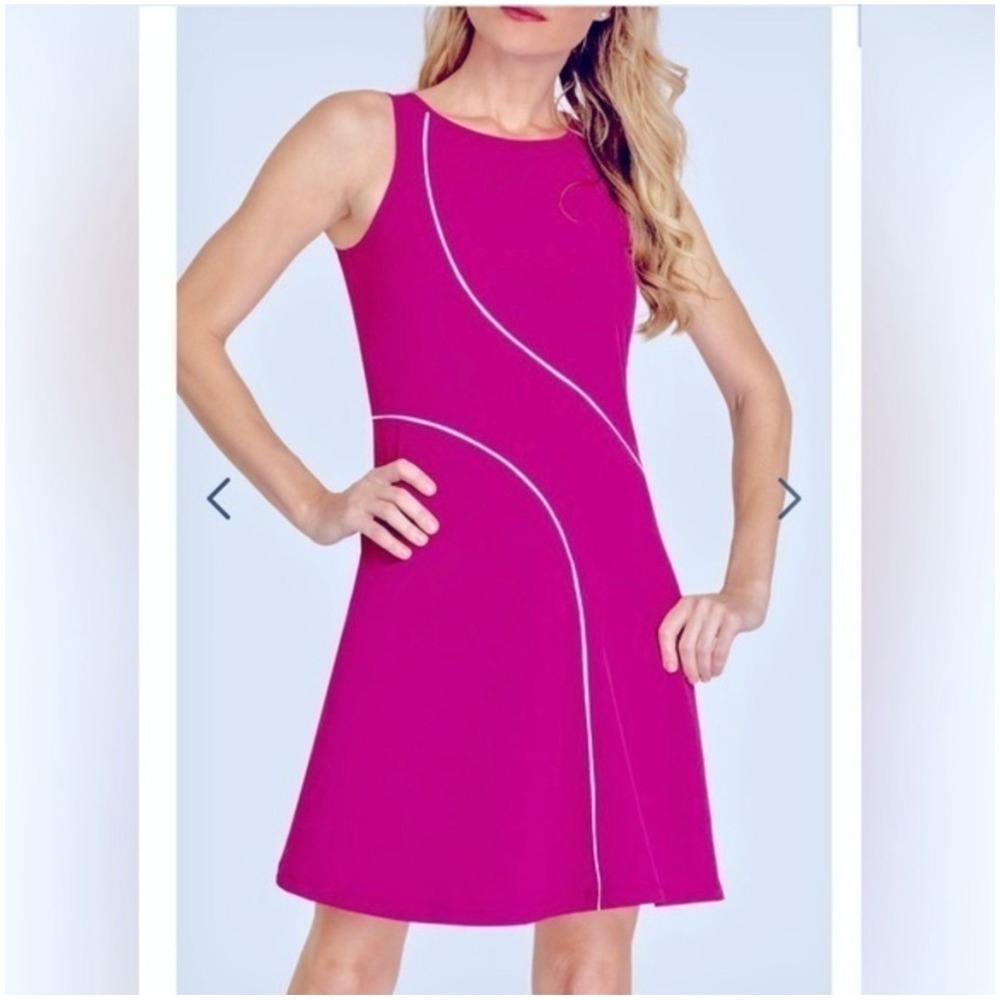 Tail‎ Ely 35" Tennis Golf Pickleball Exercise Dress -Bordeaux-Women's
Medium